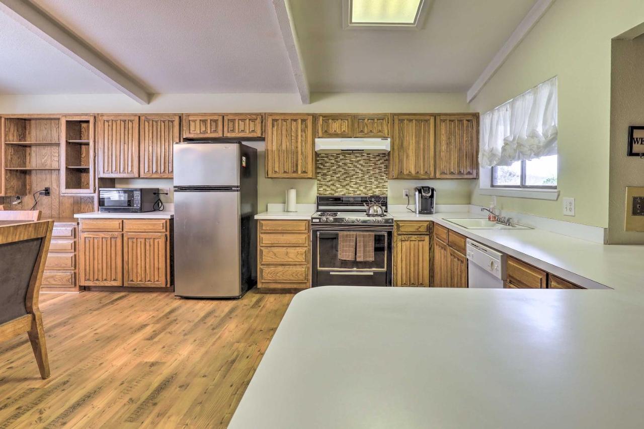 Granbury Getaway With Lake Views 2 Mi To Downtown! ภายนอก รูปภาพ