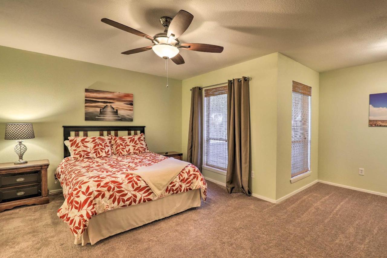 Granbury Getaway With Lake Views 2 Mi To Downtown! ภายนอก รูปภาพ